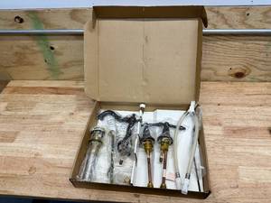 lot 164 image: Aqueous The Quality Flows Model 50-B82CY Faucet