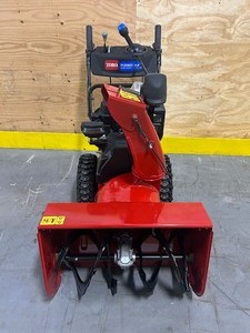 lot 1A image: TORO 28 in. (71 cm) Power Max HD 828 OAE Two-Stage Gas Snow Blower