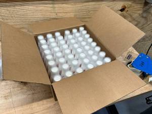 lot 192 image: Box of Kiwi White Shoe Polish 2.5 Oz
