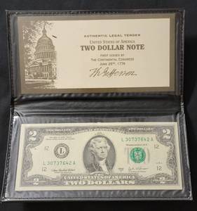 lot 2 image: Series 2003A  - $2 Note with HOLDER.    