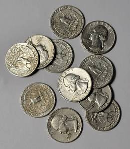 lot 35 image: 11 -  1960 Silver Liberty Quarters