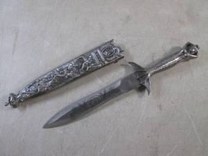 lot 105 image: (CNTR) 15 Mermaid Decorative Knife...