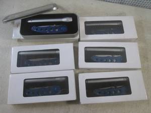 lot 126 image: (BS) 6 Folding Knife  Flashlight S...