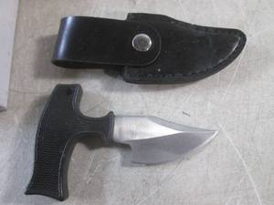 lot 128 image: (EC1) 3 New in Box T-Handle Push Da...
