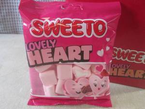 lot 200 image: (C-1) 24 Bags of Sweeto Lovely Hear...