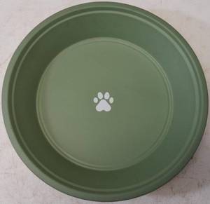 lot 15 image: Frisco Elevated Stainless Steel Dog & Cat Bowl - 18 Cup - Green NEW (View Photos)