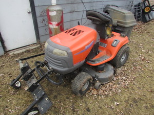 lot 4 image: Husqvarna Riding Lawn Mower