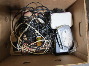 lot 27 image: Electronics Lot