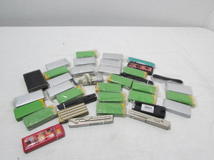 lot 91 image: Lighters