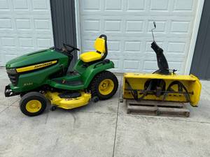 John Deere X540 Garden Tractor - Mower Deck & Snowblower