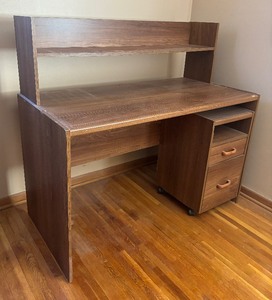 lot 200 image: Home Office Desk