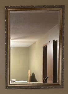 lot 206 image: Decorative Wall Mirror