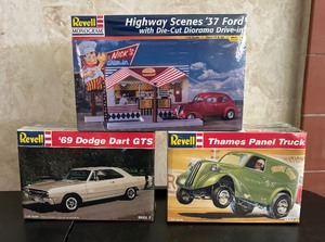 lot 228 image: New Revell 1969 Dodge Dart GTS, Revell Thames Panel Truck and Revell Highway Scenes 1937 Ford with Die-cut Diorama Drive In