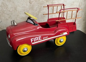 lot 42 image: Xonex Limited Edition Fire Truck