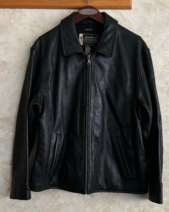 lot 51 image: Eddie Bauer Legend Size Large Black Leather Coat  Jacket