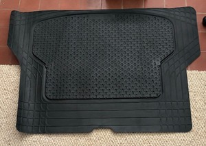 lot 63 image: Rubber Floor Car Mat