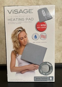 lot 79 image: New Visage Healing Pad