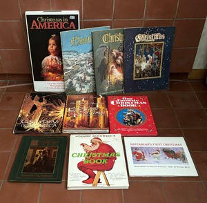 lot 88 image: Variety of Festive Christmas Books