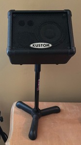 lot 148 image: Kustom 50 Watt Powered Speaker Model KPC4P