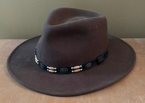 lot 165 image: Scala 100% Wool Hat