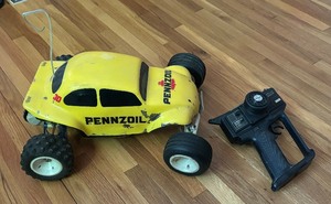 lot 269 image: Magnum Sport Remote Controlled Car