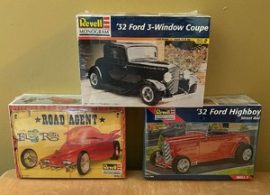 lot 54A image: New Revell Ed Big Daddy Roth Road Agent, 1932 Ford Highboy Street Rod and 1932 Ford 3 Window Coupe Model Car Kits