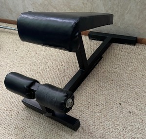lot 311 image: Home Workout Bench