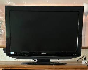 lot 329 image: Sharp Brand Television LC-32AV22U
