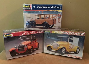 lot 399 image: New Revell Model Kits 1927 Street Rod, 1926 Sedan Delivery Truck and Model A Woody
