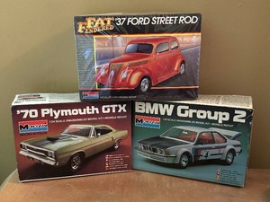 lot 236C image: Monogram BMW Group 2, 1970 Plymouth GTX, and Fat Fendered 1937 Ford Street Rod Model Car Kits