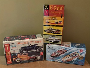 lot 81C image: AMT 3 in 1 Customizing Boat, 1959 El Camino and Ford Model T Model Car Kits