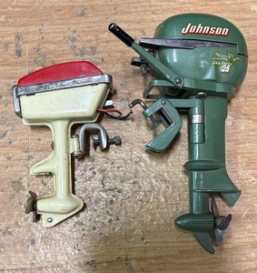 lot 431 image: Mini Vintage Model Motors by Johnson and Stream Line