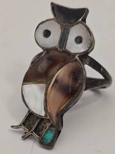 lot 20A image: Vintage Zuni Owl Ring