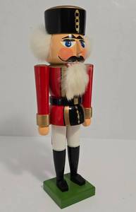 lot 423 image: German-Made Wooden Nutcracker