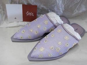 lot 61 image: Free People size 6.5 Becky Daisy Mo...