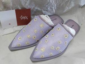 lot 64 image: Free People size 7.5 Becky Daisy Mo...