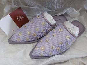 lot 75 image: Free People size 9 Becky Daisy Mole...