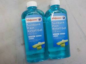 lot 88 image: 2 ct Walgreens 16 oz Sunburn Pain ...