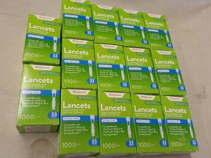 lot 91 image: 14 ct Walgreens Lancets 100 per bo...
