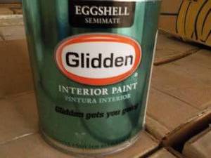 lot 110 image: 8 qts Glidden Your Choice of Availa...