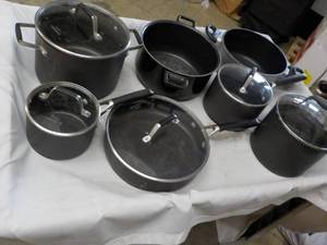 12 pc Set Select Calphalon Cookware...