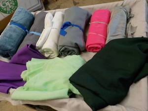 lot 141 image: Many Yards of Material...
