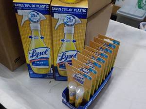 lot 180 image: 16 ct Lysol Smart Cleaner Refills a...