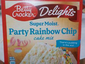 lot 234 image: 6 ct Betty Crocker Delights Party R...