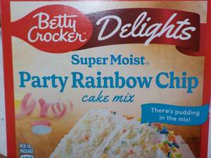 lot 235 image: 6 ct Betty Crocker Delights Party R...