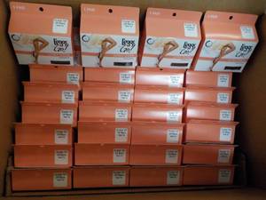 lot 244 image: 36 ct Leggs to Go Xlarge Tall Off B...