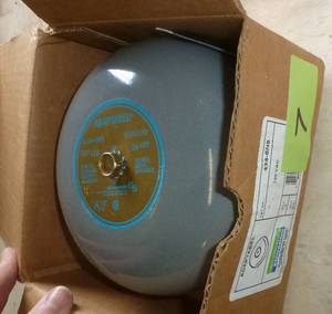 lot 7 image: Adaptabel 115V alarm bell
