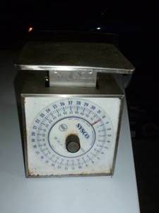 lot 37 image: Sysco 2 lb food scale - works good