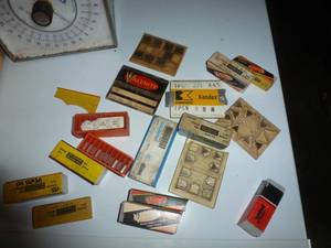 lot 38 image: Box of misc metalworking inserts