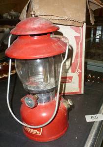 Vintage Coleman lantern single mantle red 200A195